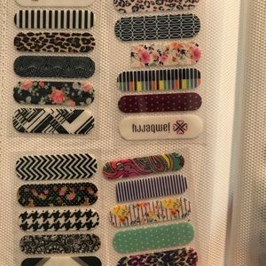 Jamberry accent and partial set nail wrap bundle